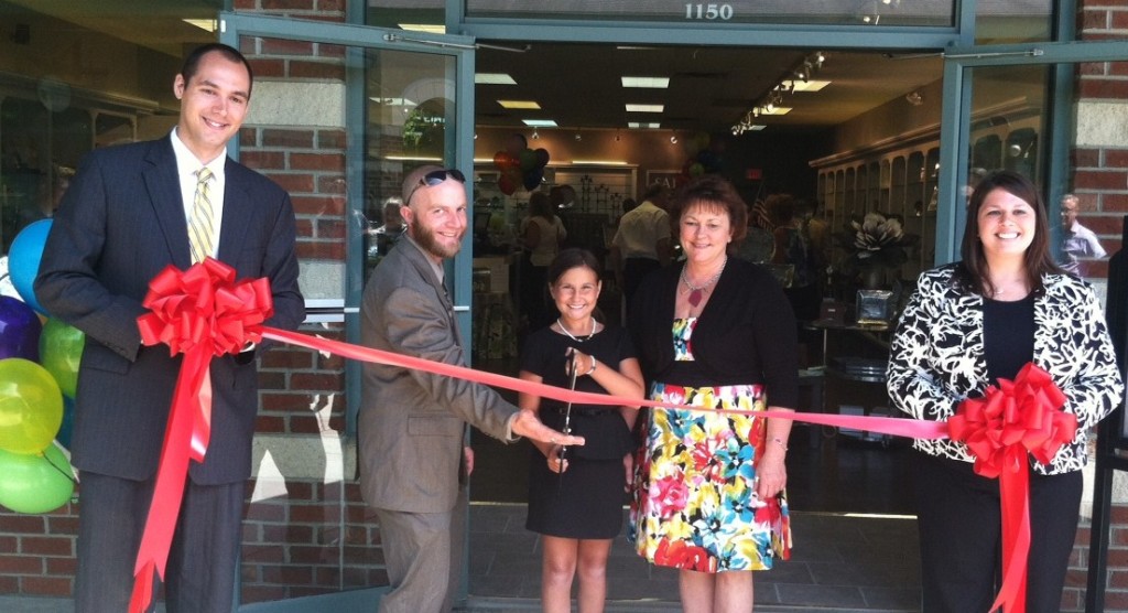 Wendell August Opens New Store at Grove City Premium Outlets
