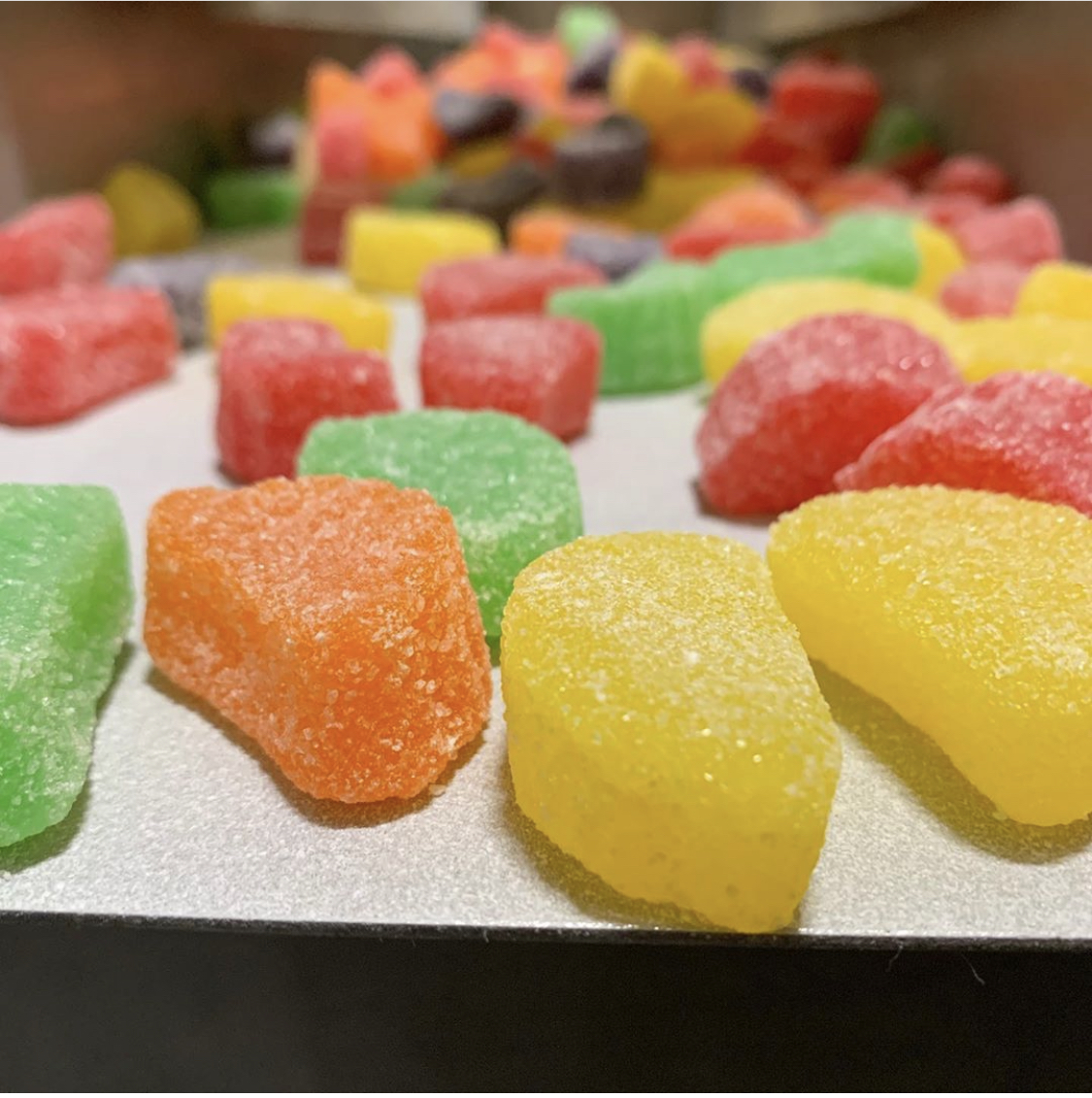 Here's Howe Candy
